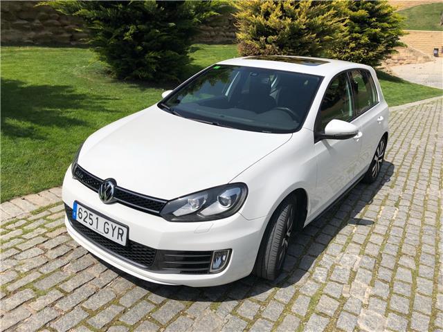 Volkswagen Golf 2010 DSG foto 1