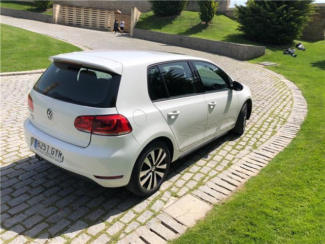 Volkswagen Golf 2010 DSG foto 3
